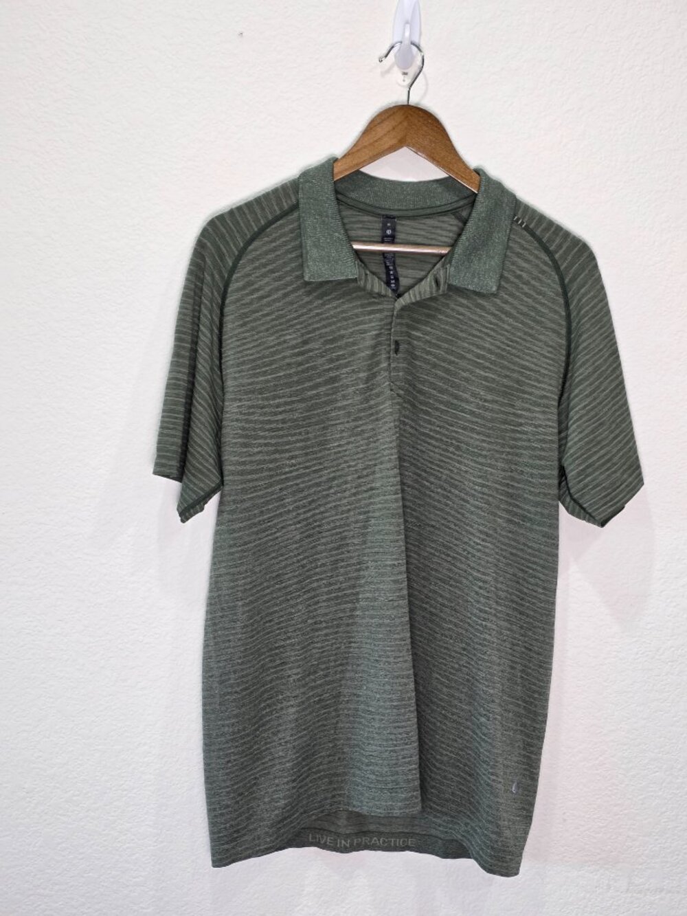 Lululemon Metal Vent Tech Polo 2.0 Wave Fade Rosemary Green Striped Size XL